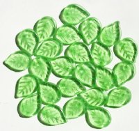 25 18x13mm Transparent Light Green Glass Leaf Beads